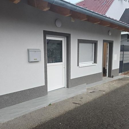 Klimatisierte Moderne Einzimmerwohnung In Mahlberg Exterior photo